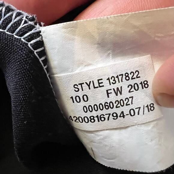 UNDER ARMOUR Move Hoodie Womens Large White Black Full Zip Funnel Tank - Picture 9 of 9